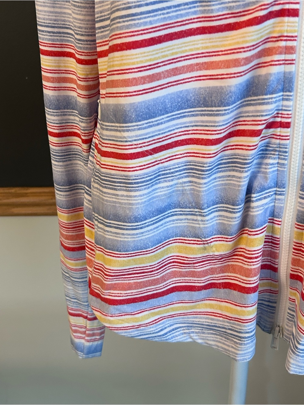 Carve Designs Keep Your Cool Sun Shirt Multi Stripe Zip Swim Coverup Size Large - Picture 6 of 13